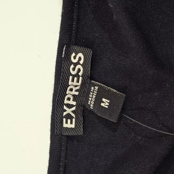 Women's Medium Express Black & Metallic Ruffle Tank Top Blouse Shirt NEW - Picture 5 of 8